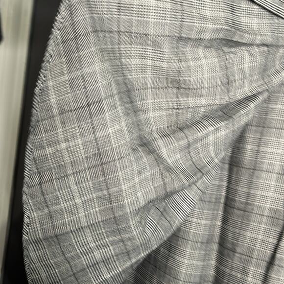 Slate & Willow Black and Gray Plaid Drape Front Skirt With Side Zipper Size 6 - Picture 4 of 9